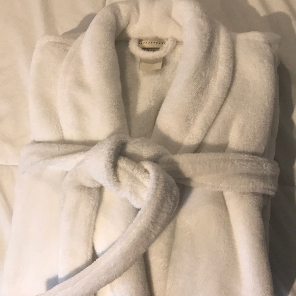 Pottery Barn PB Classic Robe - Picture 4 of 4